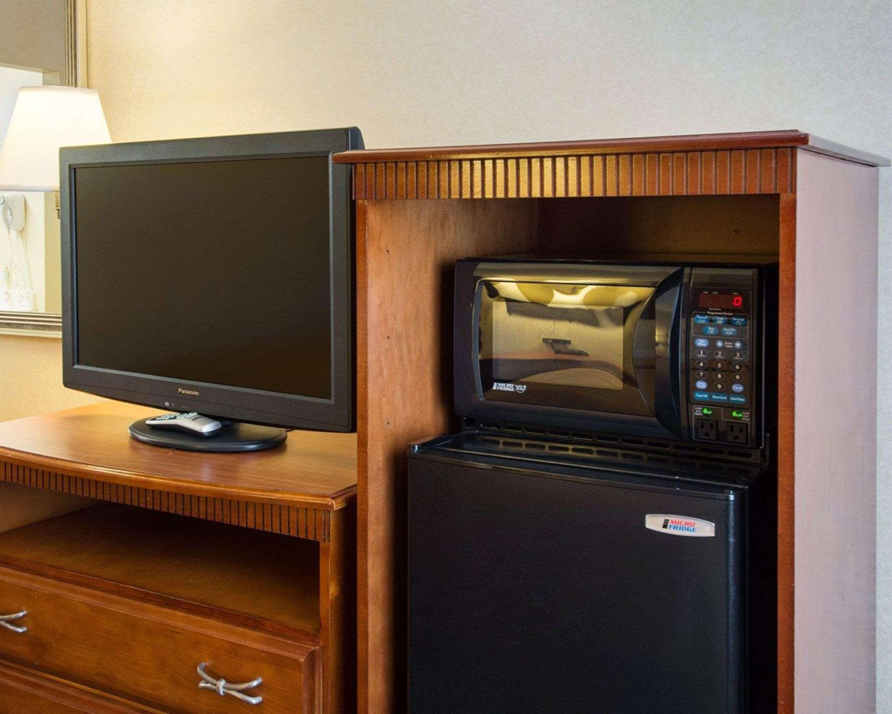 Quality Inn Takoma Park Ngoại thất bức ảnh
