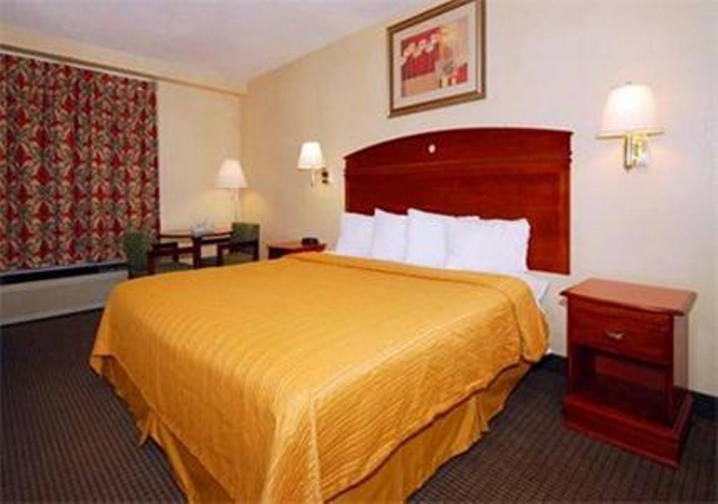 Quality Inn Takoma Park Ngoại thất bức ảnh