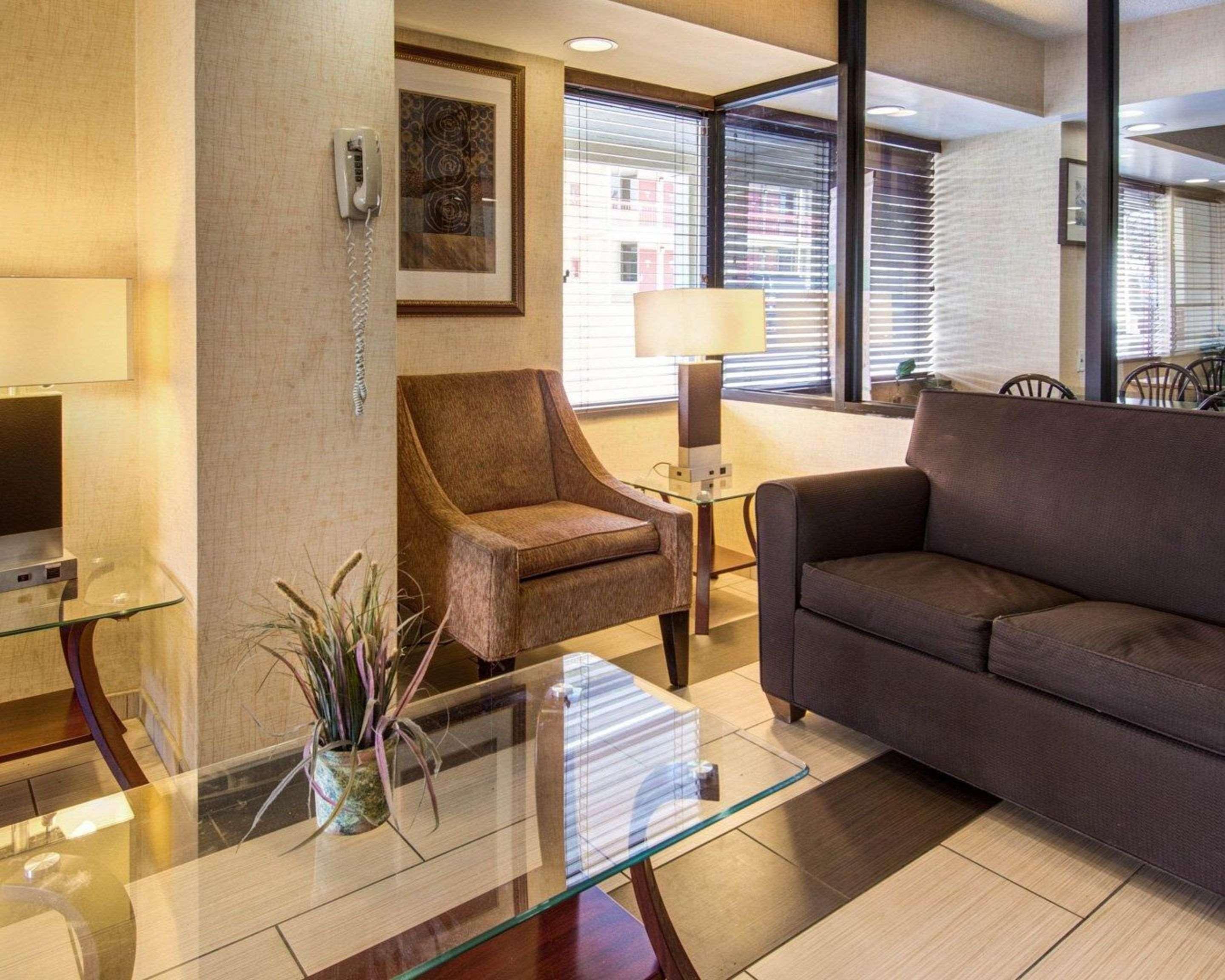 Quality Inn Takoma Park Ngoại thất bức ảnh