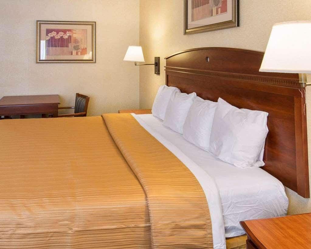 Quality Inn Takoma Park Ngoại thất bức ảnh